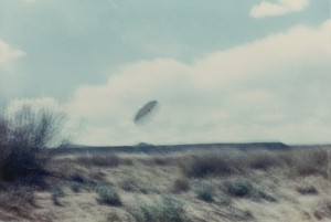 La-CIA-entrouvre-ses-dossiers-OVNIs_article_landscape_pm_v8