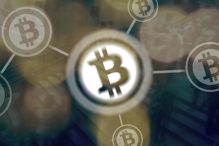 Cryptomonnaie bitcoin crise financiere macron